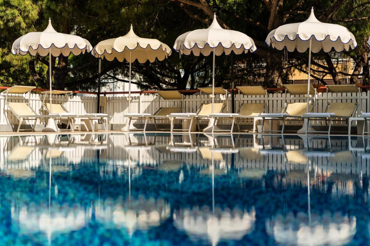 Salus Smart & Chic Hotel Lido di Jesolo Exterior photo